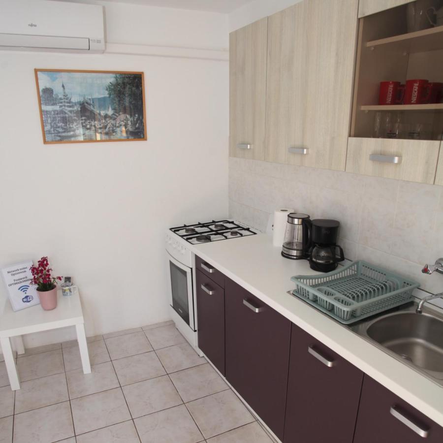 וולי לוסיניי Apartments Anita מראה חיצוני תמונה